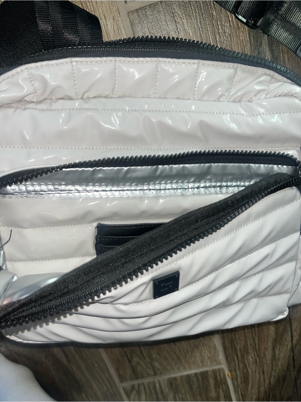 Think Rolyn Crossbody Bag - Picture 6 of 6